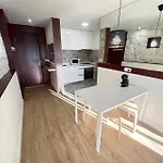 Apartment Heart Of The 1 ! *